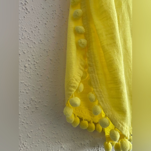 NWT - Lilly Pulitzer Women’s Small Yellow Sleeveless McKee Top with Pom Poms - Picture 7 of 16